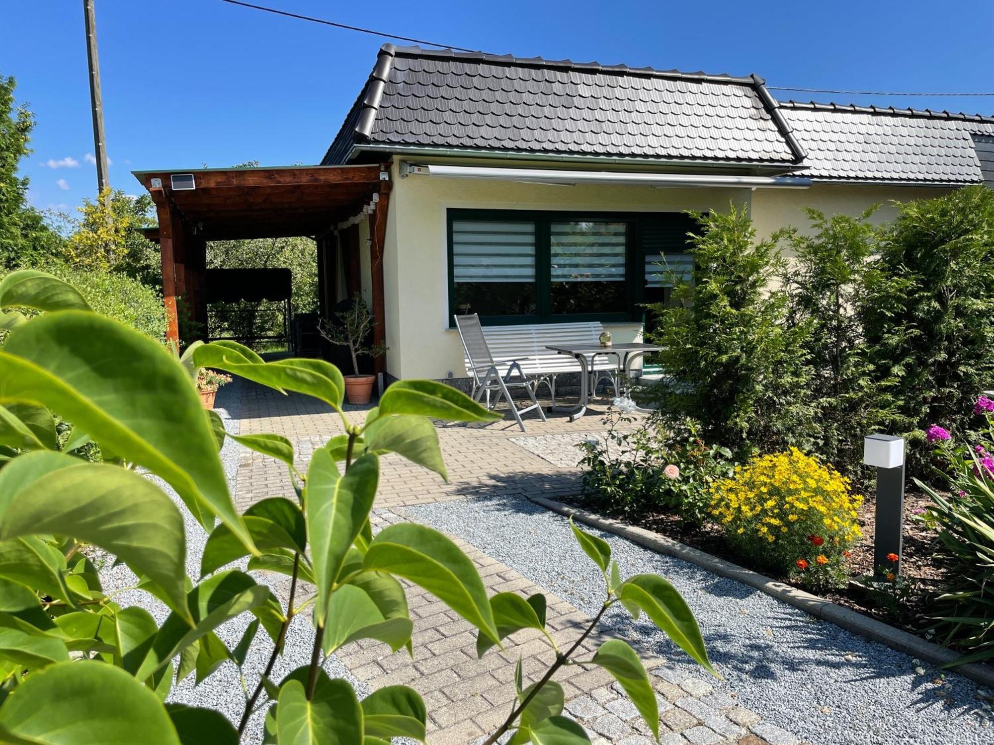 Ferienhaus Amare Mit Fasssauna, Eigener Terrasse & Kamin Bautzen Exteriör bild